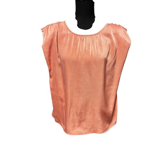 Dkny NWT Women's Glossy Sheen Ruched Shoulder Woven Top Size M Peach Feminine - Picture 1 of 6